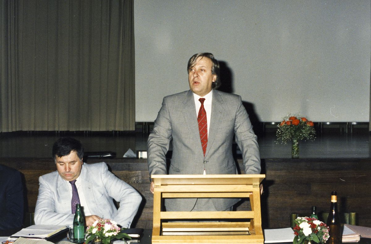 K 1988 04 30 GV Pfarreiheim R. Hohl Prs
