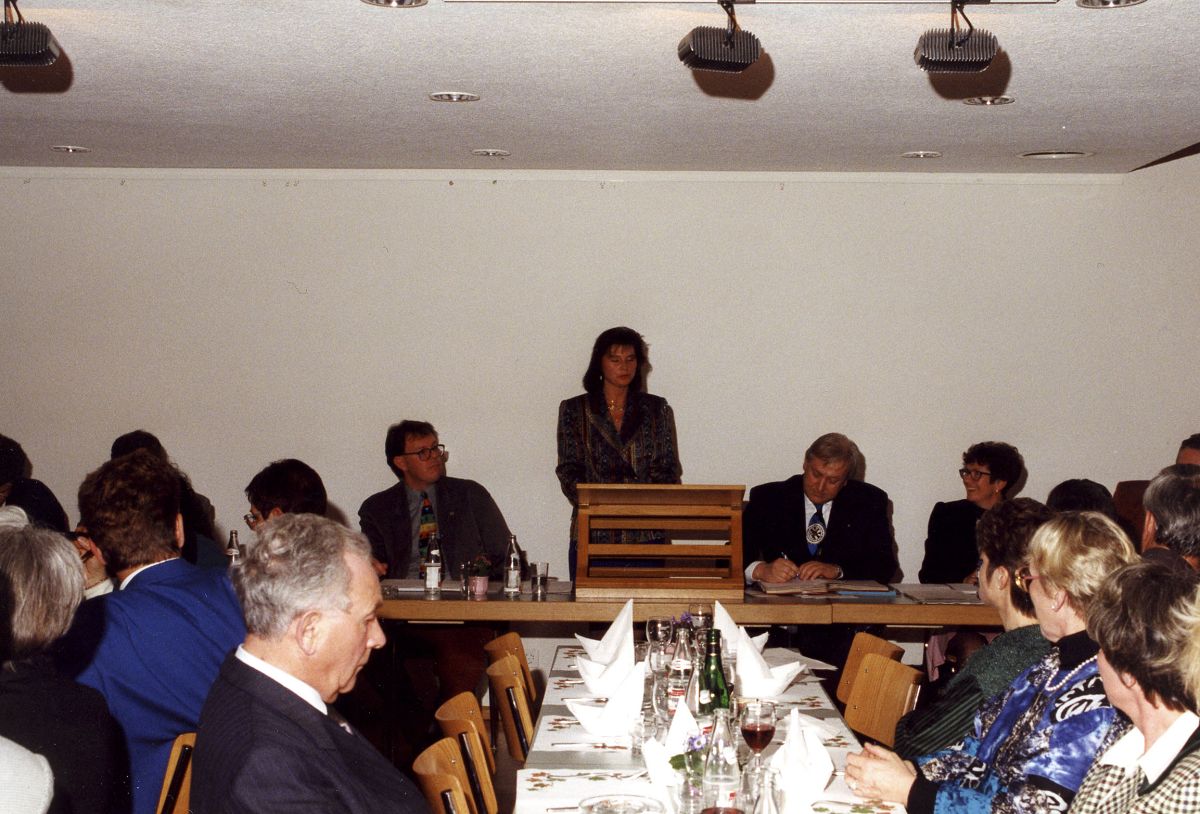 k-GV 1994 Vors. Detaillisten Anna Schwarz